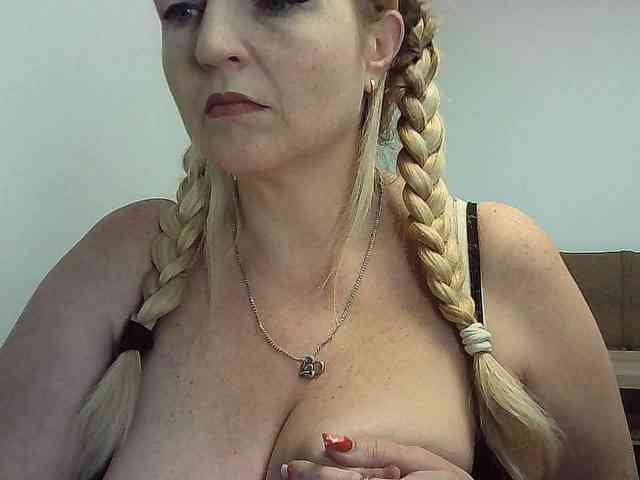 Multiply-orgazm webcam