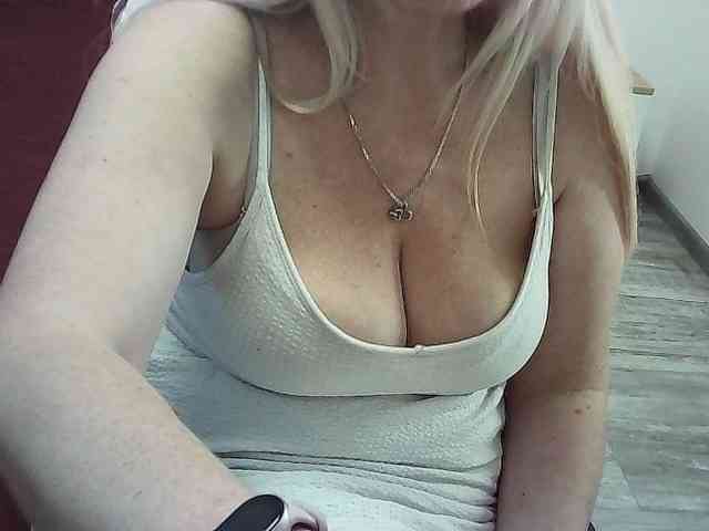 Multiply-orgazm webcam