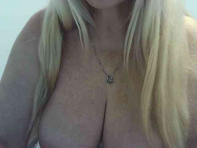 Multiply-orgazm webcam