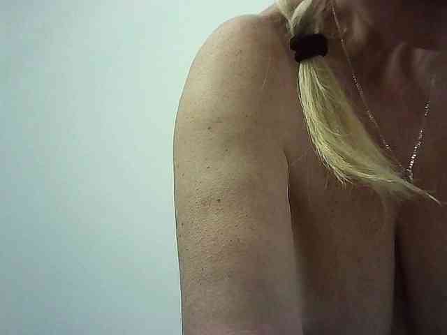 Multiply-orgazm webcam