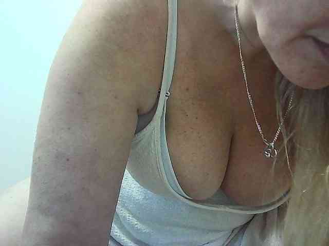 Multiply-orgazm webcam