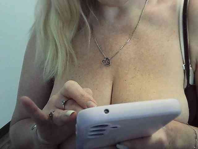 Multiply-orgazm webcam