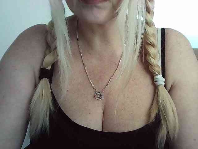 Multiply-orgazm webcam