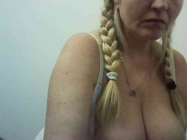 Multiply-orgazm webcam