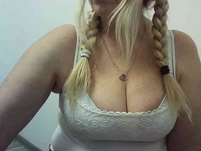 Multiply-orgazm webcam