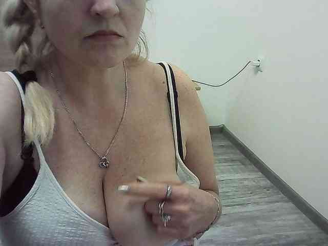 Multiply-orgazm webcam