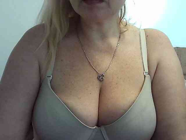 Multiply-orgazm webcam