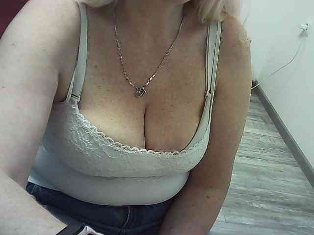 Multiply-orgazm webcam