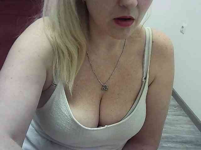 Multiply-orgazm webcam