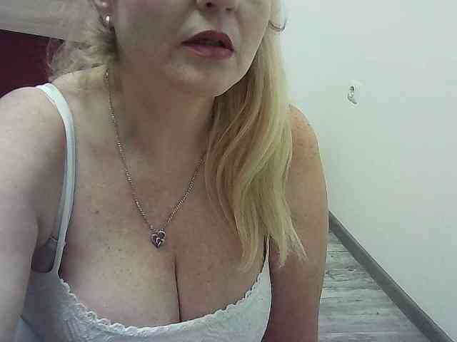 Multiply-orgazm webcam