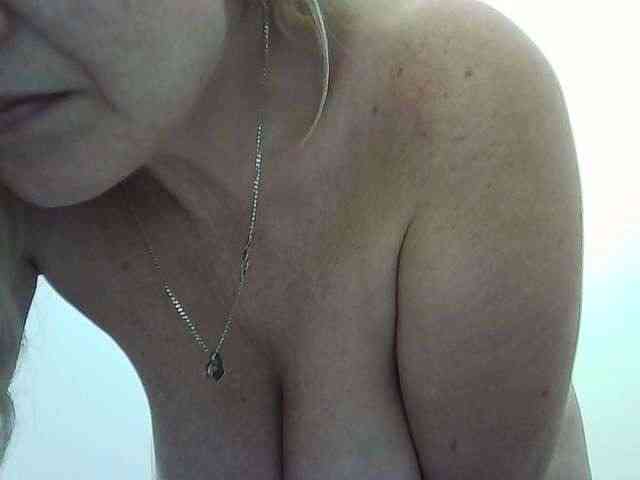 Multiply-orgazm webcam