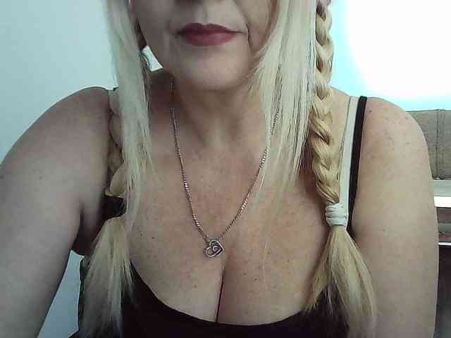 Multiply-orgazm webcam