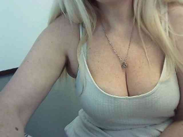 Multiply-orgazm webcam