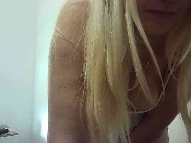 Multiply-orgazm webcam