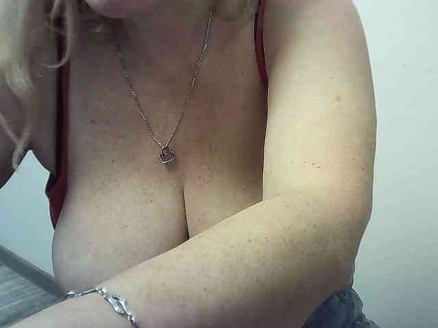 Multiply-orgazm webcam