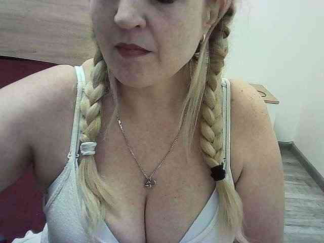 Multiply-orgazm Live Webcam on BongaCams