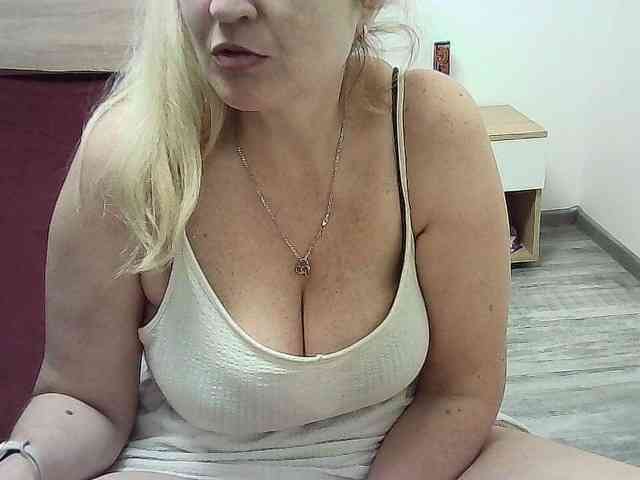 Multiply-orgazm webcam