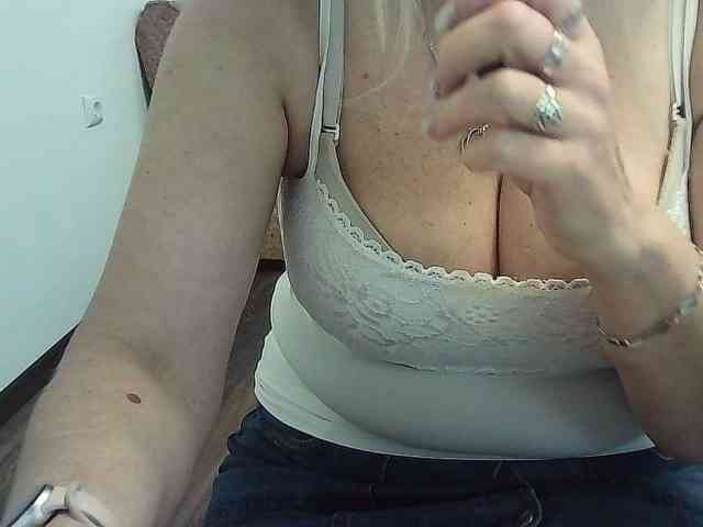 Multiply-orgazm webcam