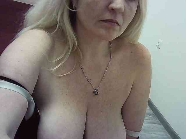 Multiply-orgazm webcam