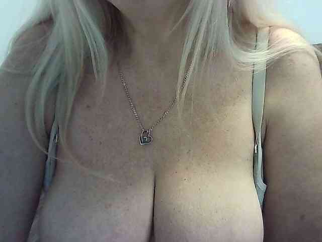 Multiply-orgazm webcam