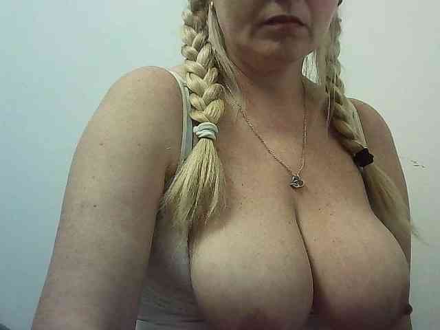 Multiply-orgazm webcam