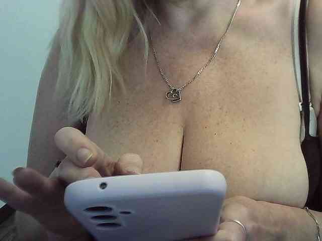 Multiply-orgazm webcam