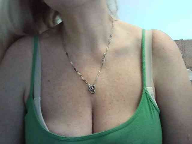 Multiply-orgazm Live Webcam on BongaCams