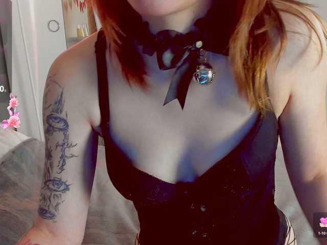 Marika-Degas's BongaCams show and profile