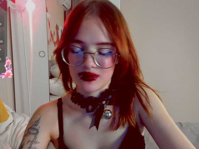 Marika-Degas's BongaCams show and profile