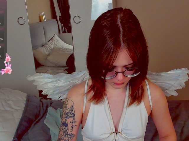 Marika-Degas's BongaCams show and profile