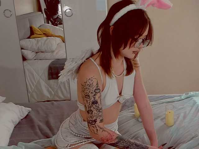 Marika-Degas's BongaCams show and profile