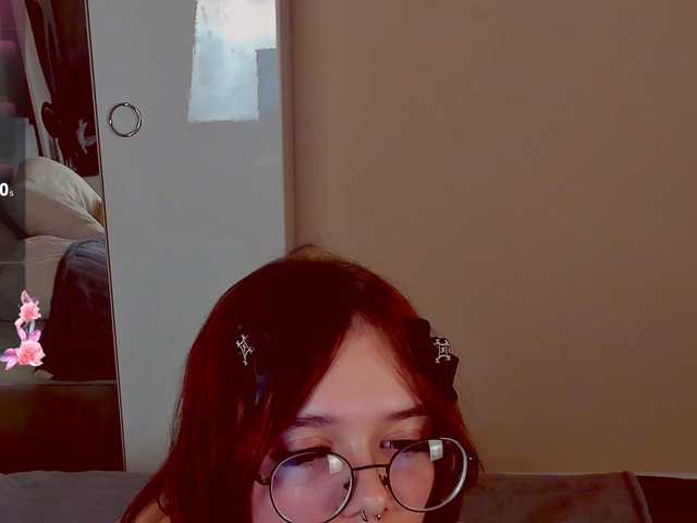 Marika-Degas's BongaCams show and profile