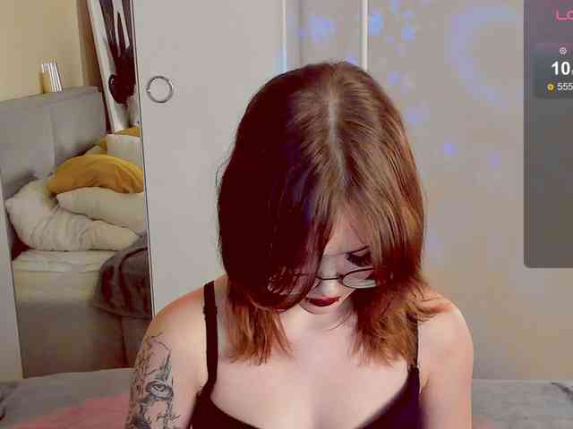 Marika-Degas webcam