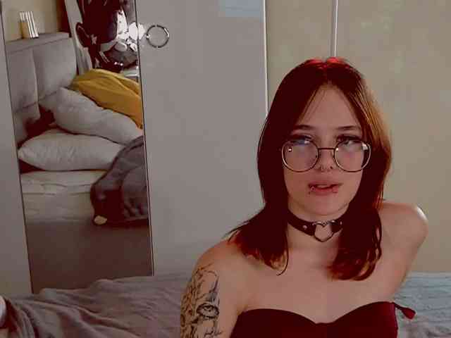 Marika-Degas webcam