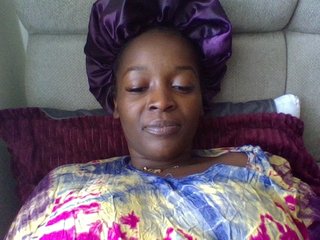 ShyBitch's Live Webcam