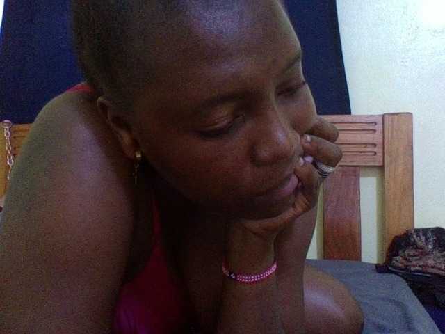 Roseroca33 streaming now