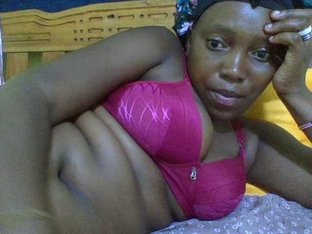 Roseroca33 streaming now