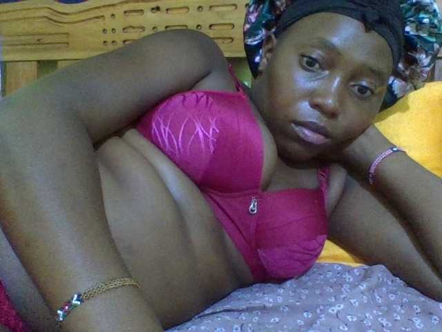 Roseroca33 video chat preview