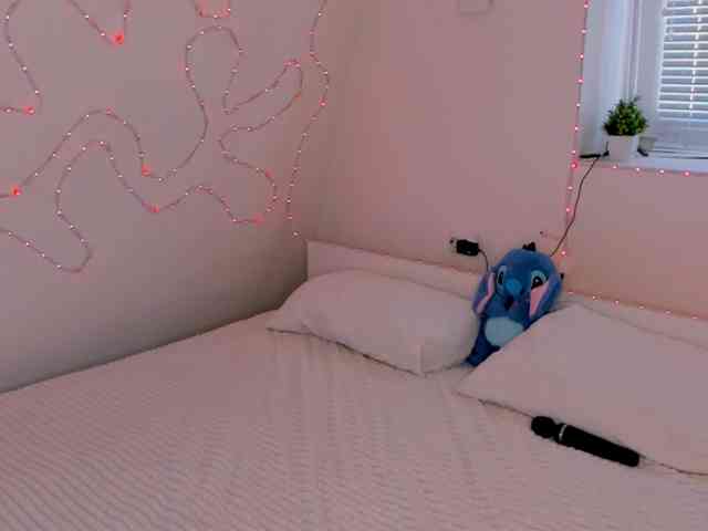 ElenaVelvet webcam