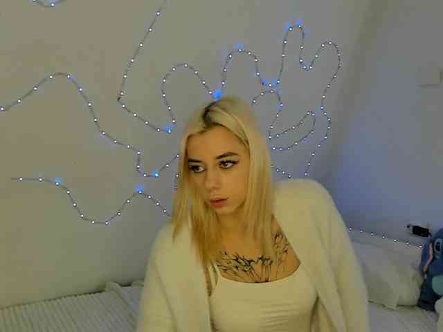 ElenaVelvet webcam