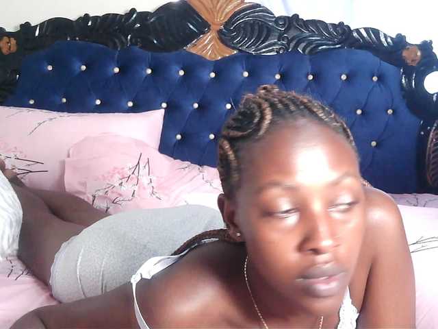 Wet-pussy55's BongaCams show and profile