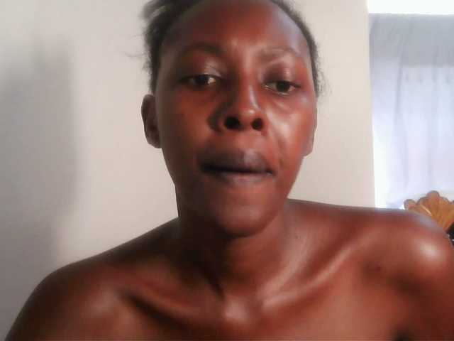 Wet-pussy55's BongaCams show and profile