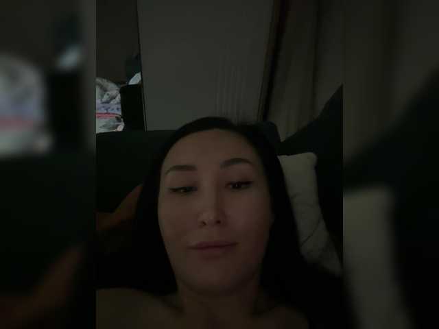 aika-light's BongaCams show and profile