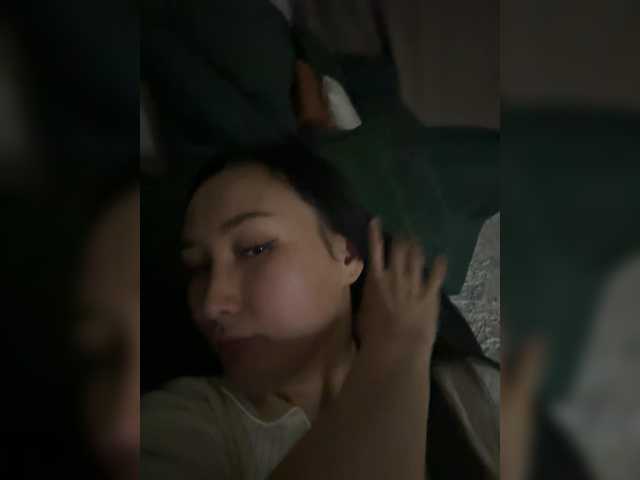 aika-light's BongaCams show and profile