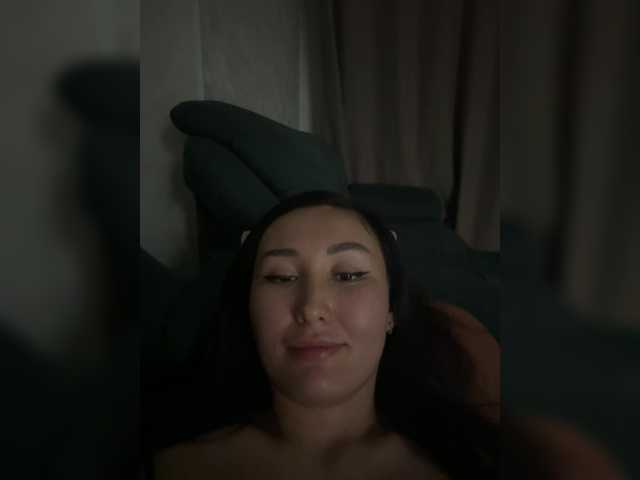 aika-light's BongaCams show and profile