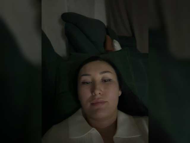 aika-light – webcam model profile photo