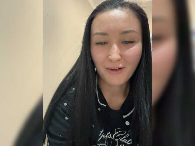 aika-light – webcam model profile photo