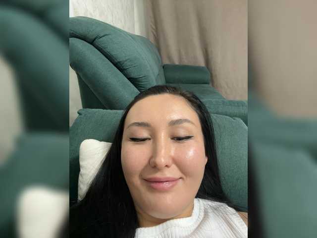 aika-light's BongaCams show and profile