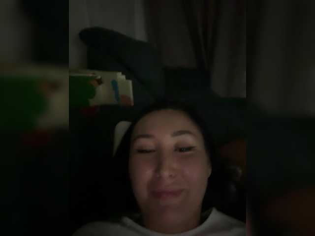 aika-light – webcam model profile photo