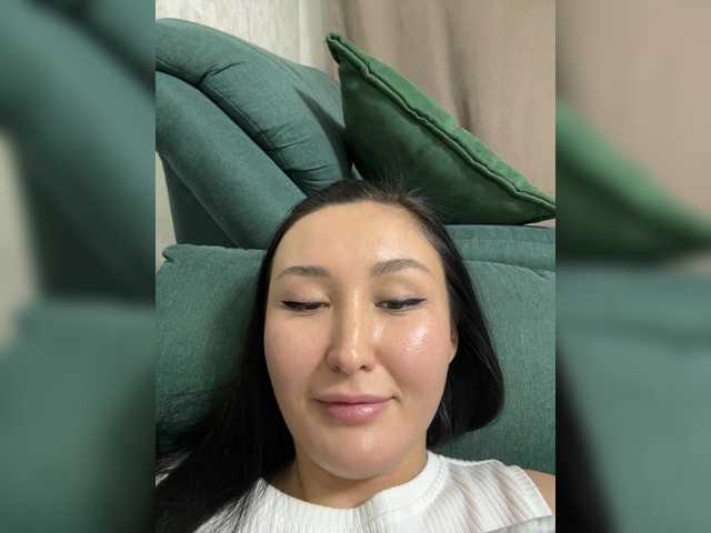 aika-light's BongaCams show and profile